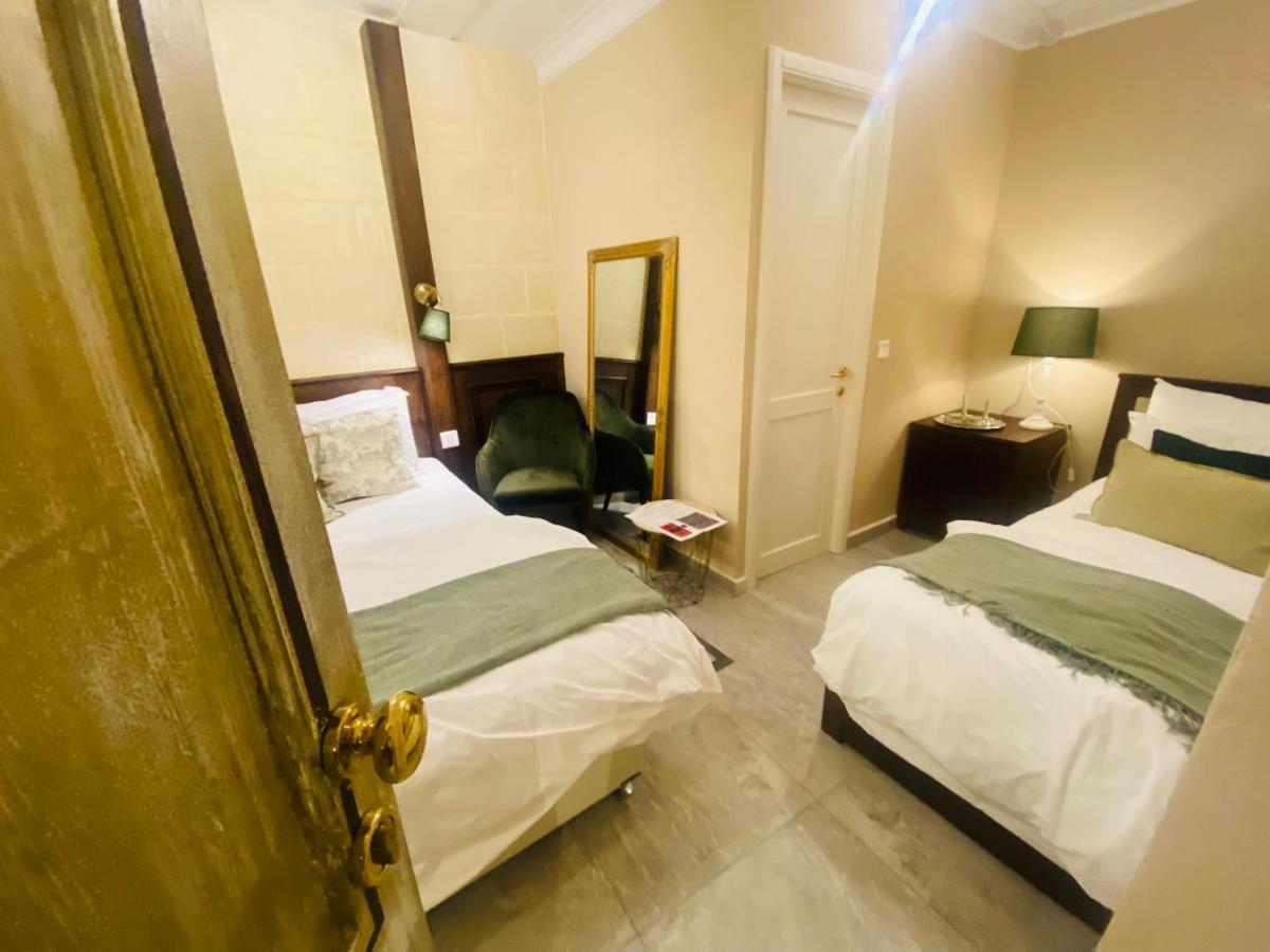 Casa Maria Tereza Bed & Breakfast Cospicua Bagian luar foto