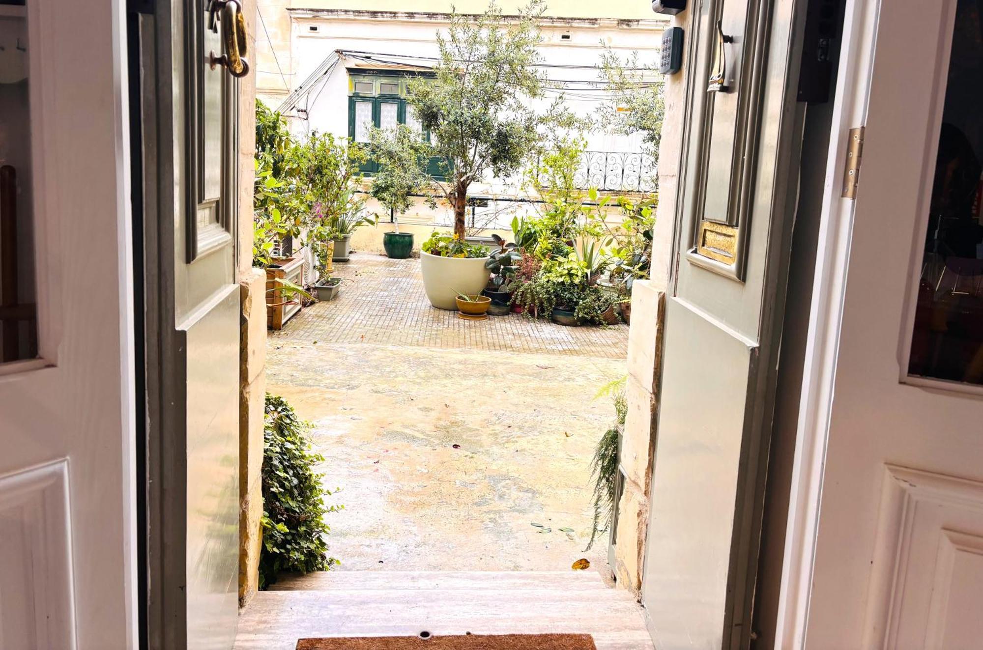 Casa Maria Tereza Bed & Breakfast Cospicua Bagian luar foto
